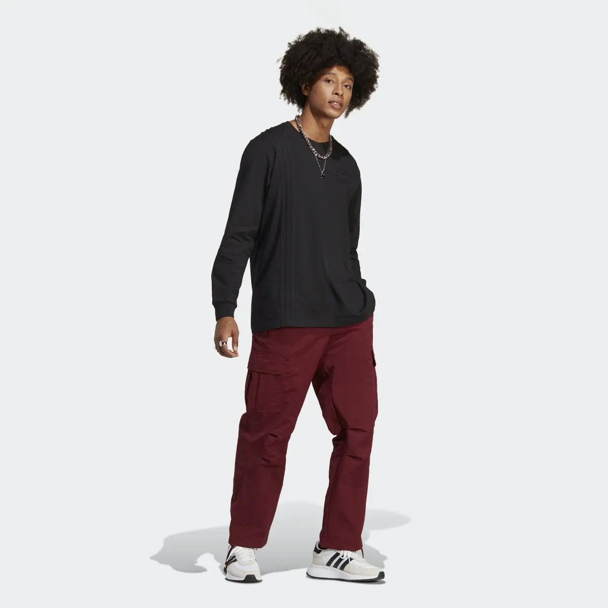 Adidas Pants Cargo Premium Essentials. 3