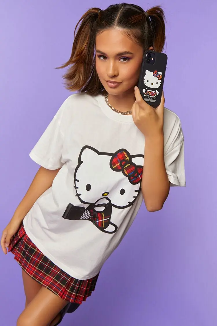 Forever 21 Forever 21 Hello Kitty & Friends Case for iPhone 12 Black/Multi. 1