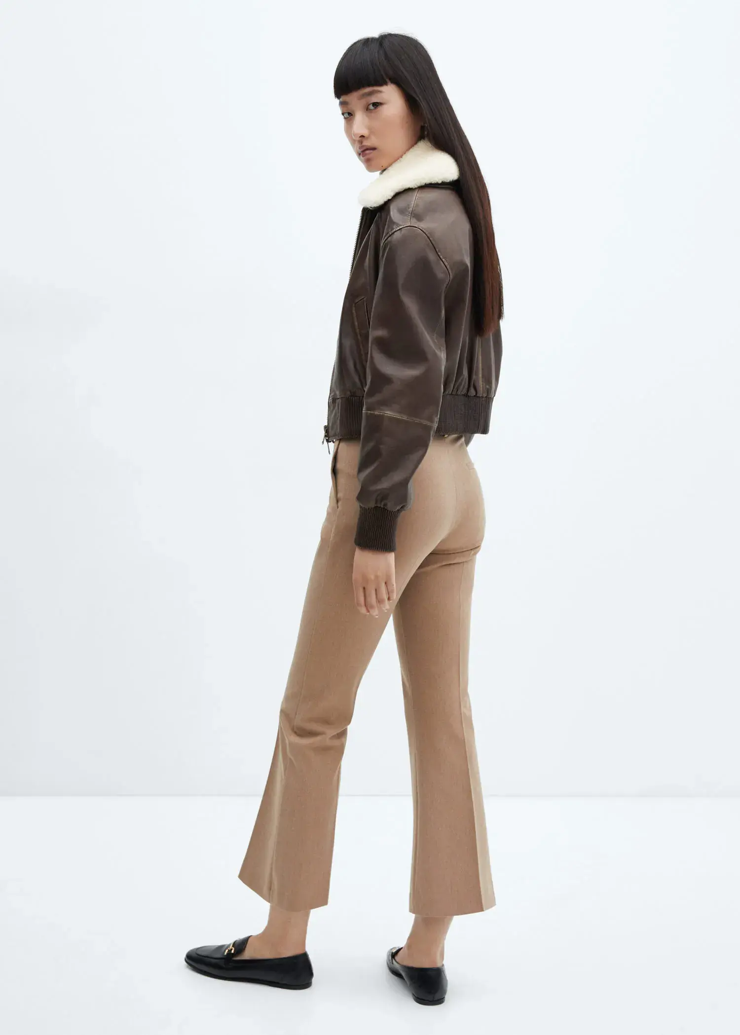 Mango Cropped flared trousers. 3
