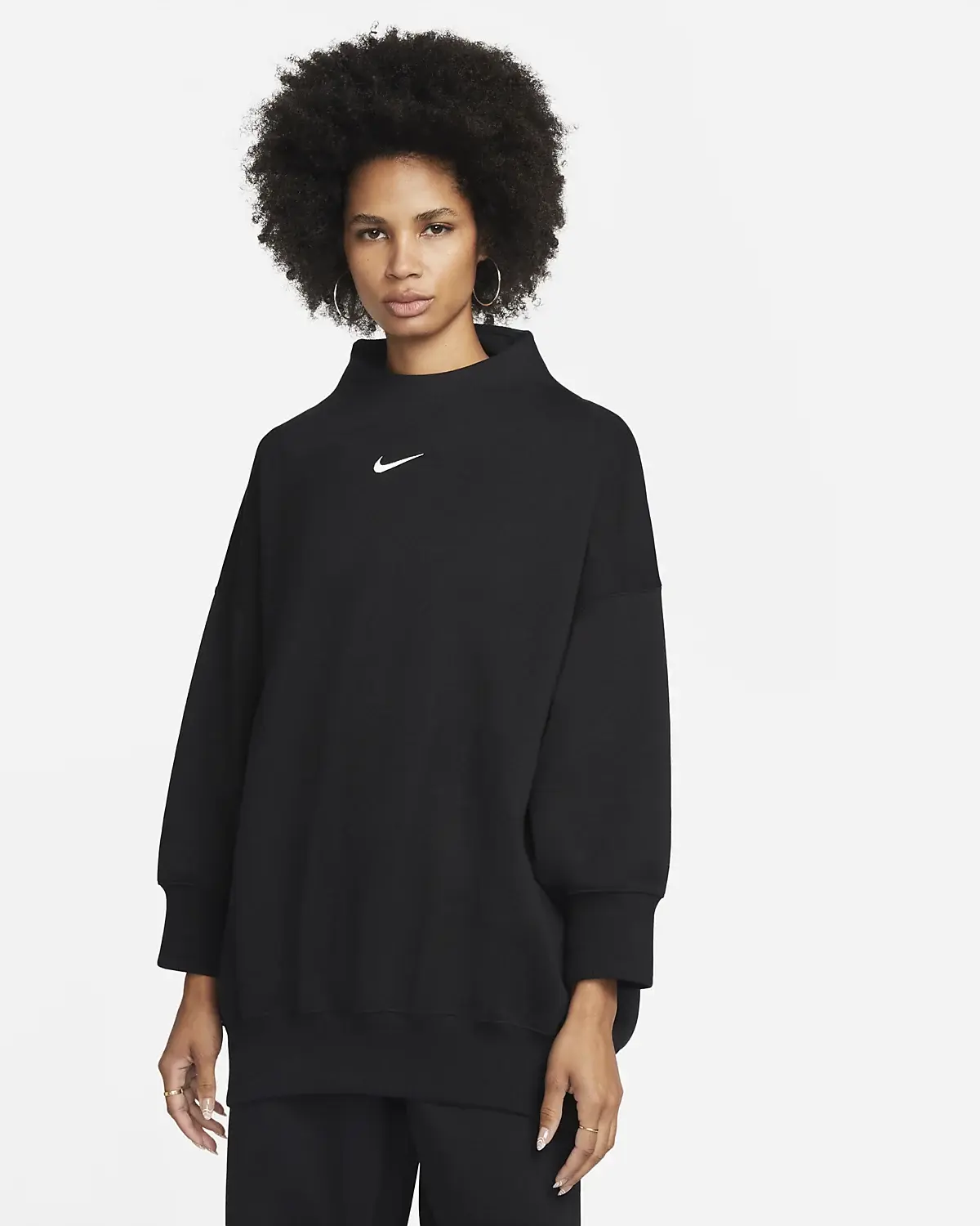 Nike Sportswear Phoenix Fleece. 1