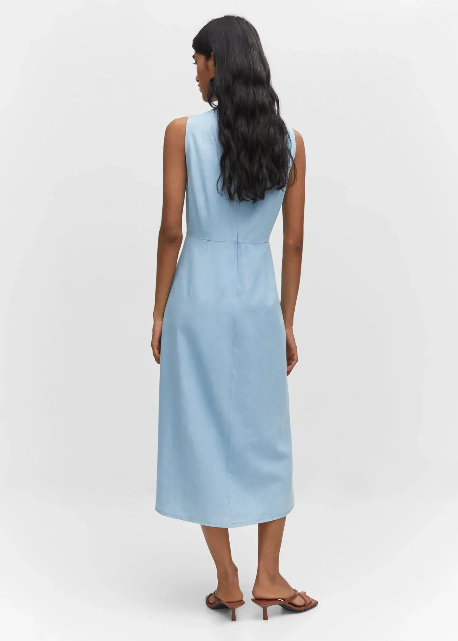 Mango Midi-Kleid mit Knotendetail. 3