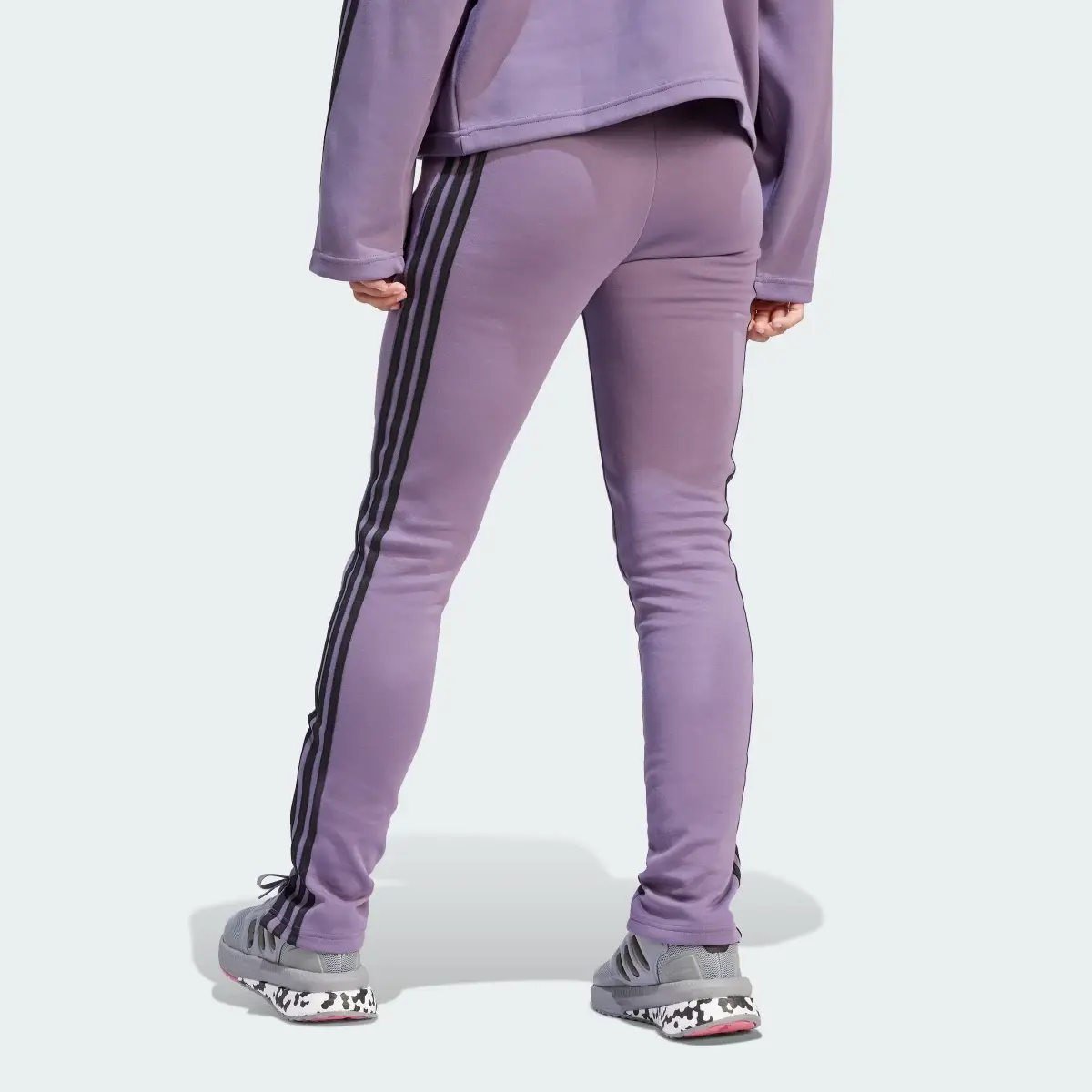 Adidas Pantaloni Future Icons 3-Stripes. 2