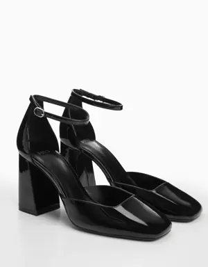Patent leather-effect heeled shoes