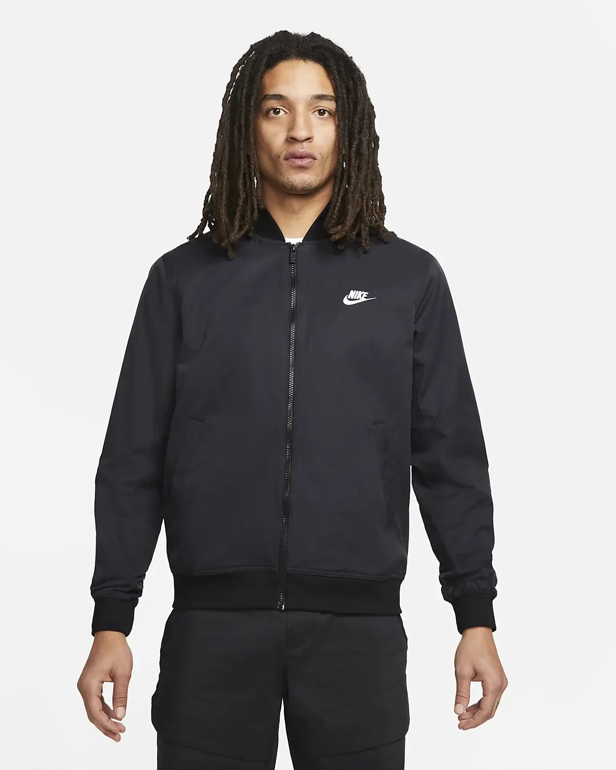 Nike Sportswear Sport Essentials. 1