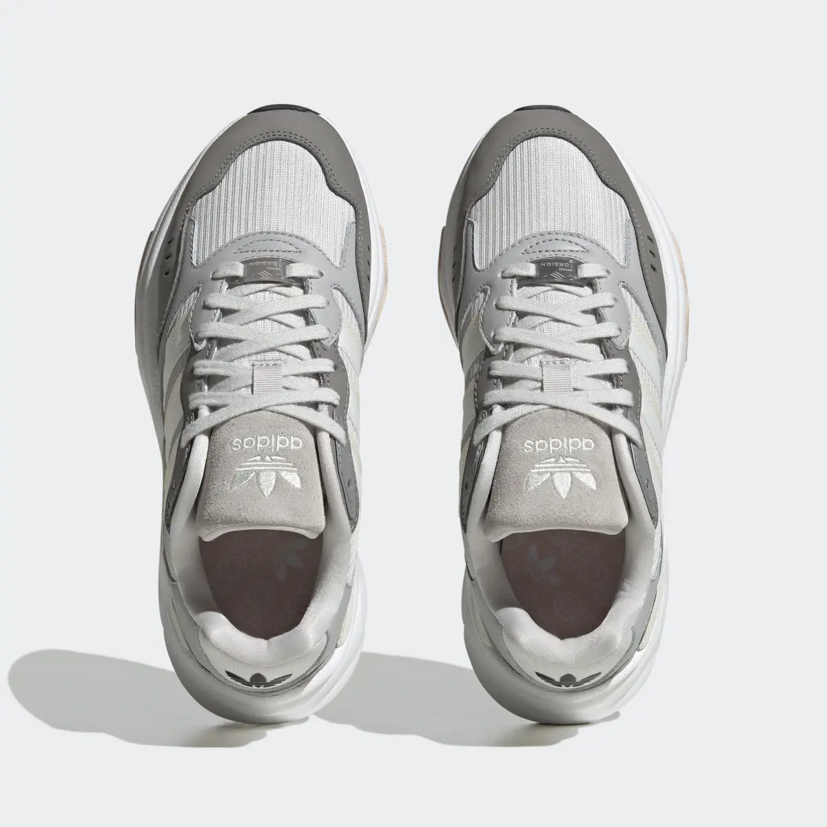 Adidas Retropy F90 Shoes. 3