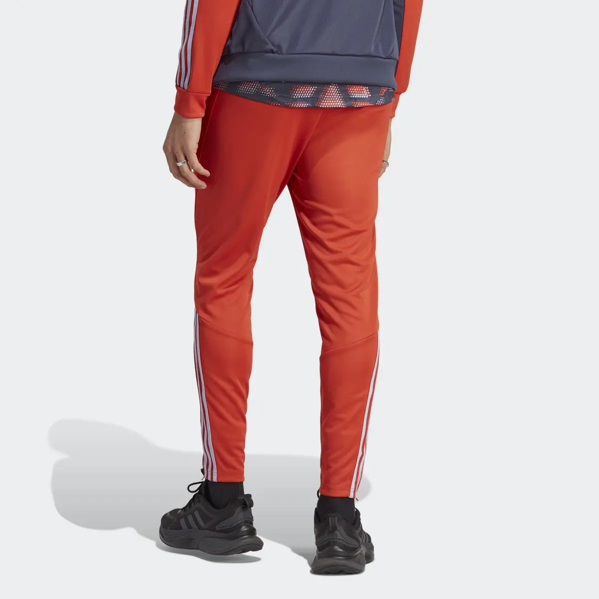 Adidas Pantalon Tiro. 2