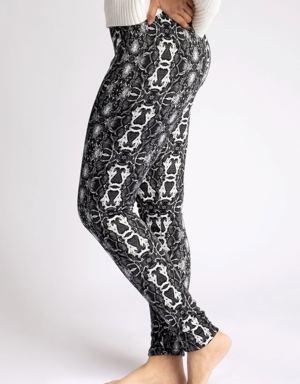 Snake Print - Cozy Lined