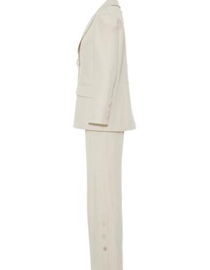Comfortable Cut Beige Suit With Back Button Detailed