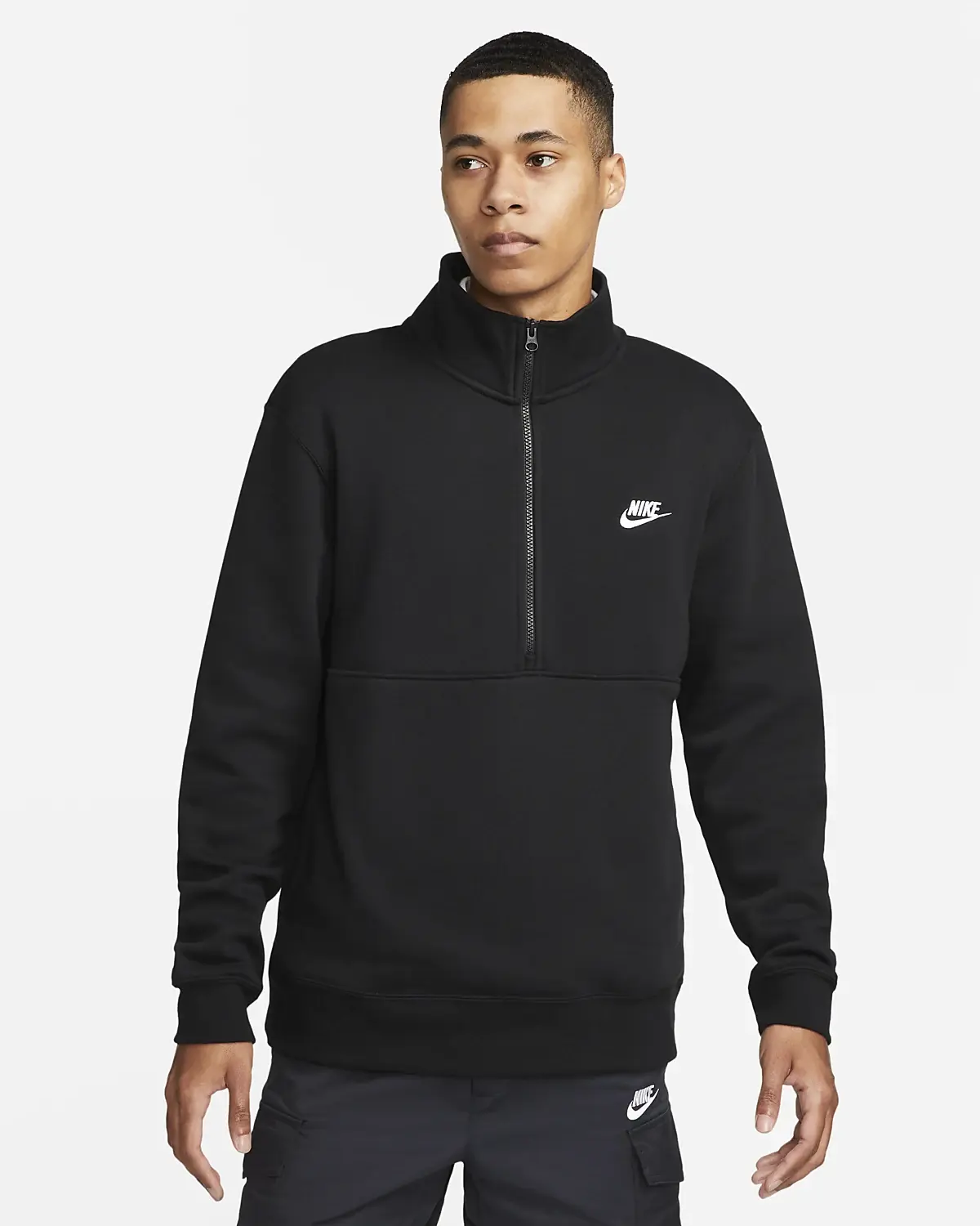 Nike Sportswear Club. 1