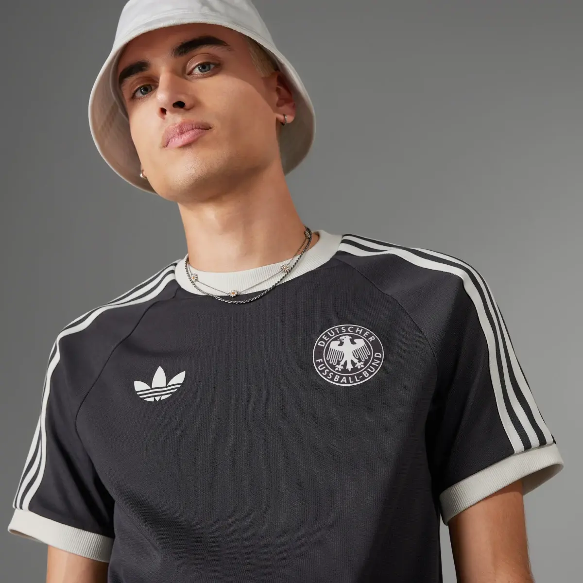 Adidas Germany Adicolor Classics 3-Stripes T-Shirt. 3