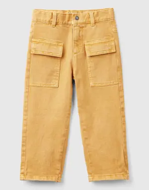 trousers with pockets