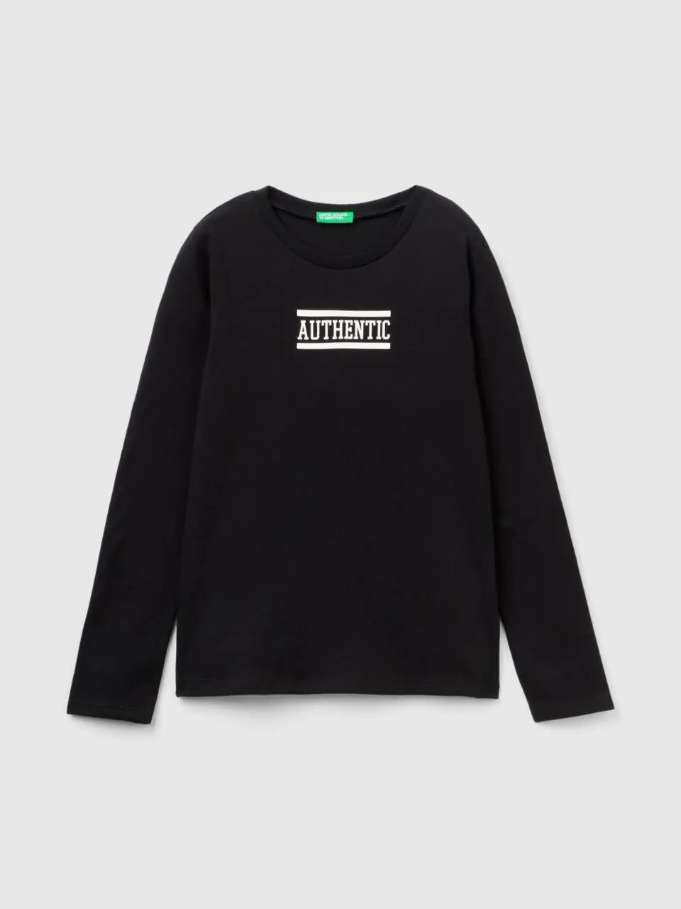 Benetton t-shirt with text print. 1