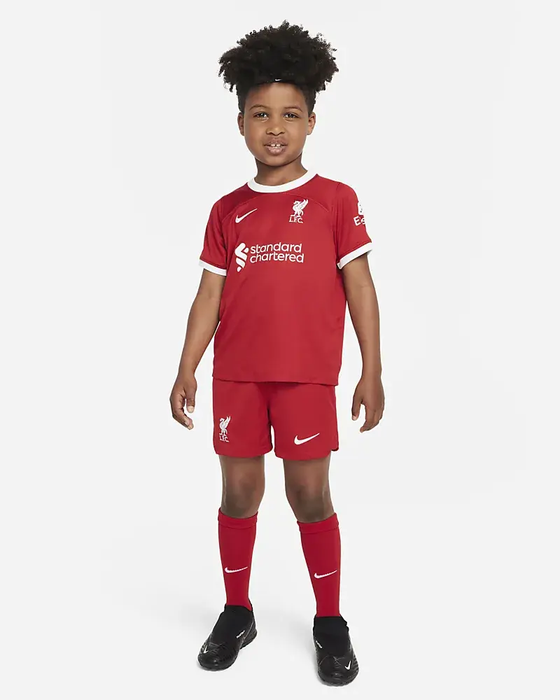 Nike Liverpool FC 2023/24 İç Saha. 1