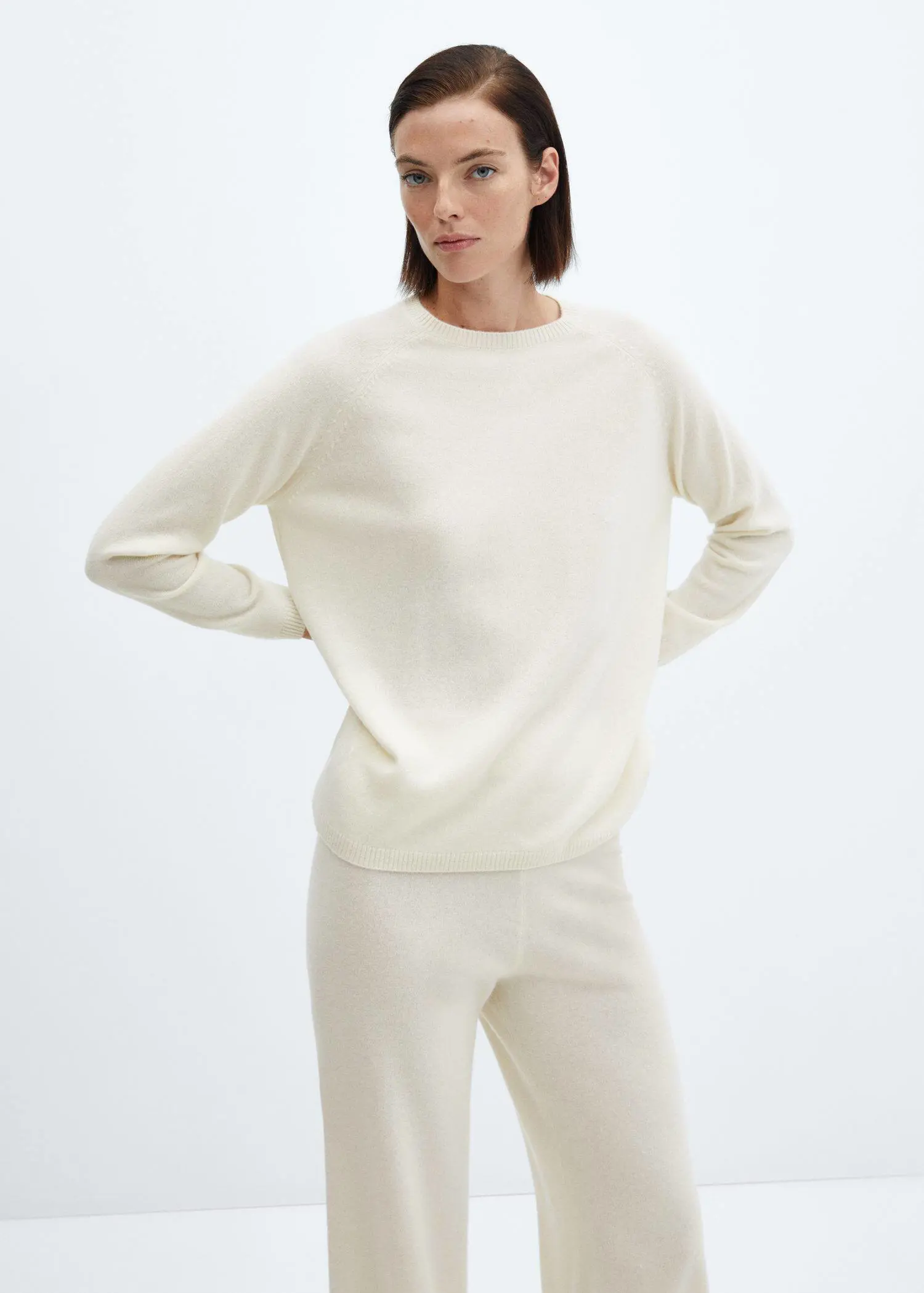 Mango 100% cashmere round-neck sweater . 2