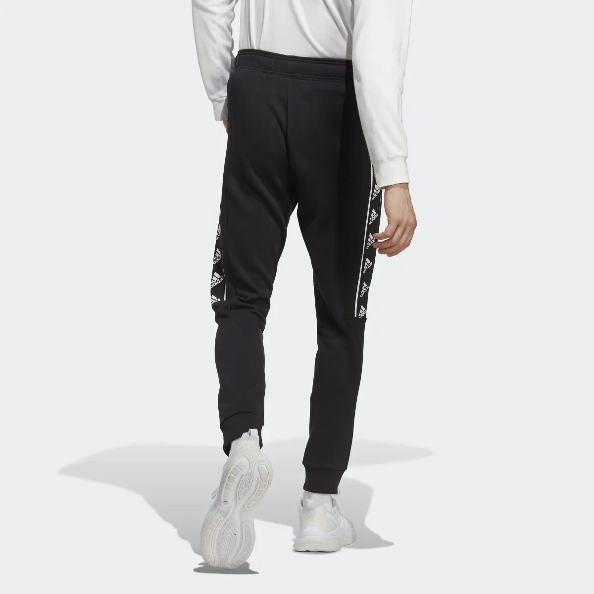 Adidas Brandlove Pants. 2