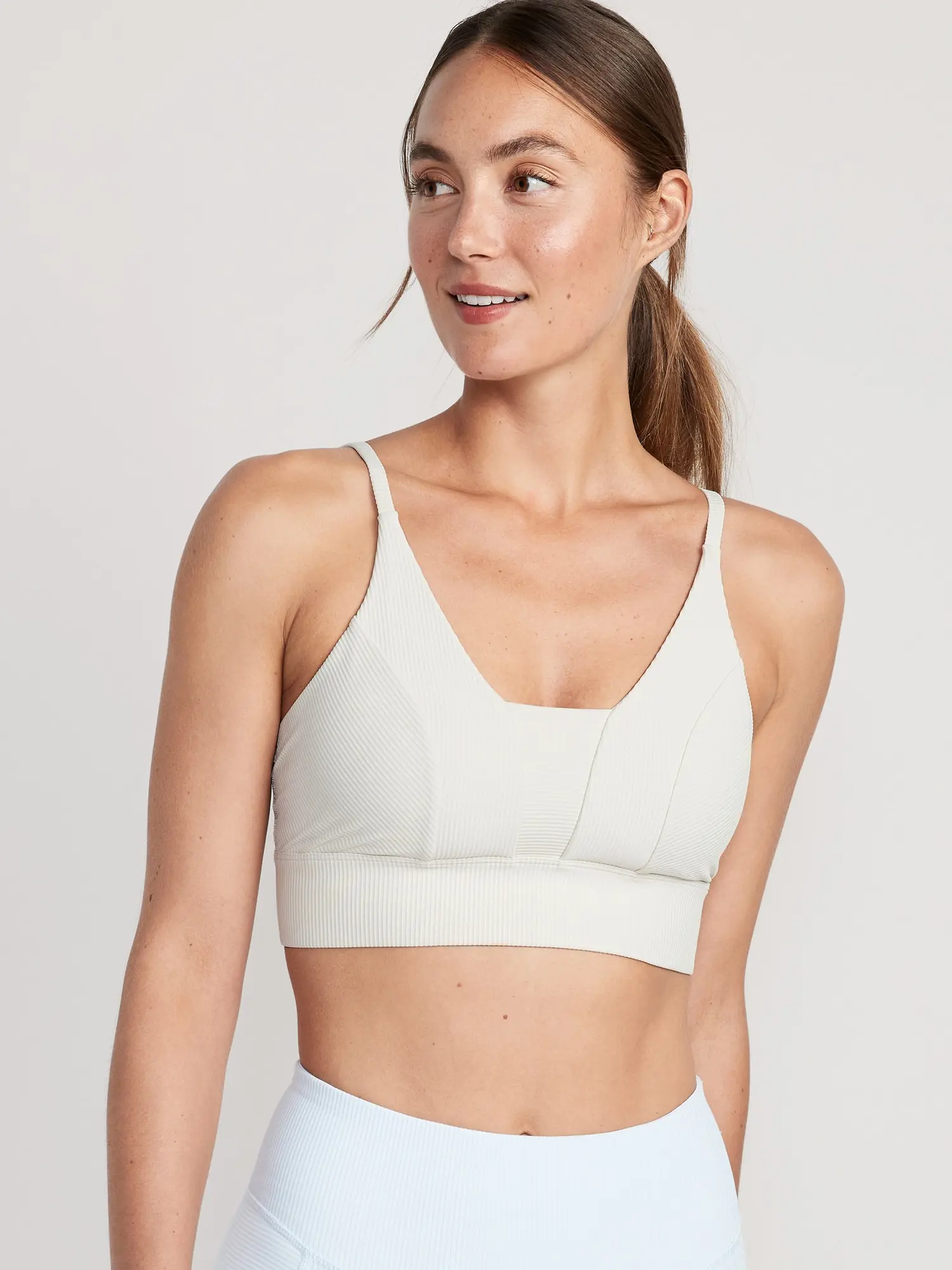 Old Navy Light Support PowerSoft Textured-Rib Sports Bra for Women beige. 1