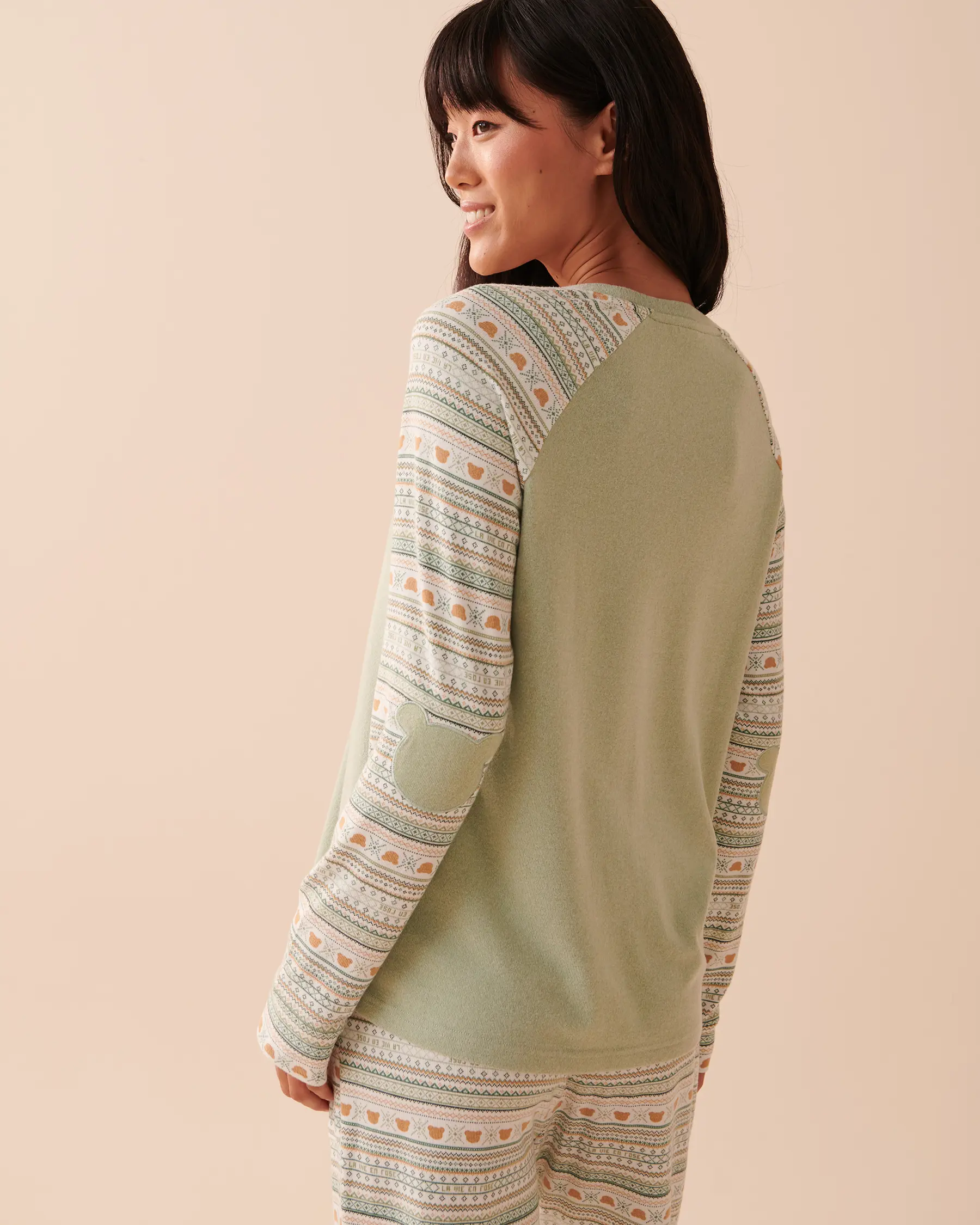 La Vie en Rose Recycled Fibers Fair Isle Crew Neck Shirt. 2