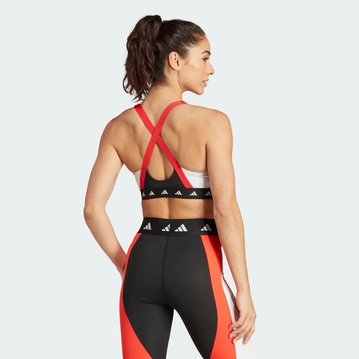 Adidas Brassière de training colorblock Powerimpact Techfit Maintien moyen. 3