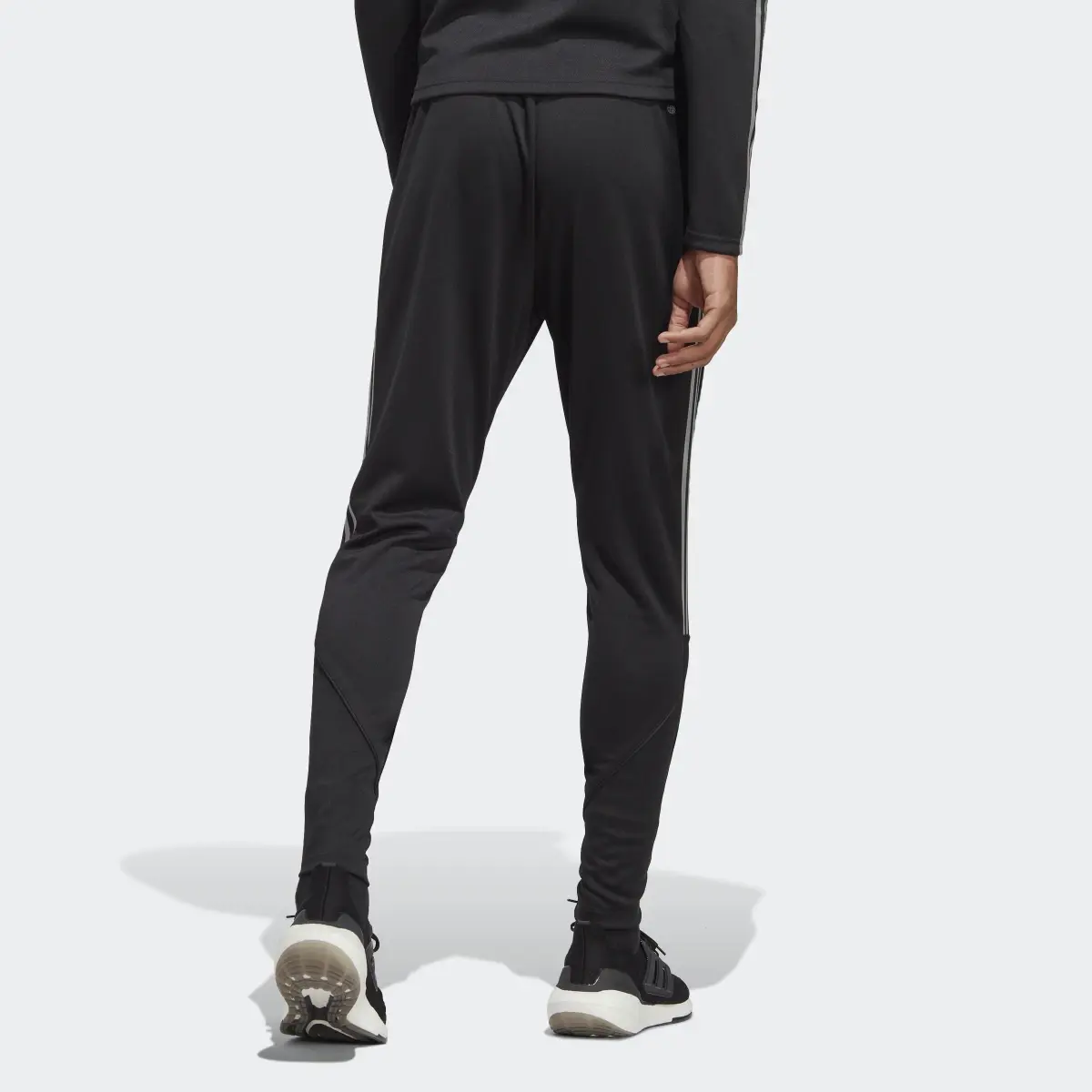 Adidas Tiro Reflective Pants. 2