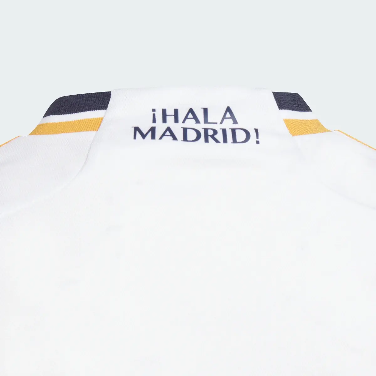 Adidas Miniconjunto Uniforme Local Real Madrid 23/24. 2 Adidas Miniconjunto Uniforme Local Real Madrid 23/24. 2