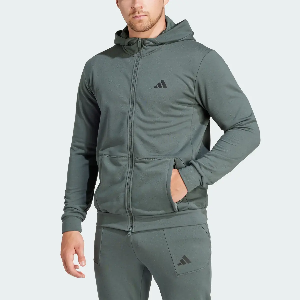 Adidas Chaqueta con capucha Pump Workout. 1