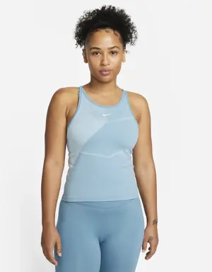 Nike Dri-FIT ADV Aura