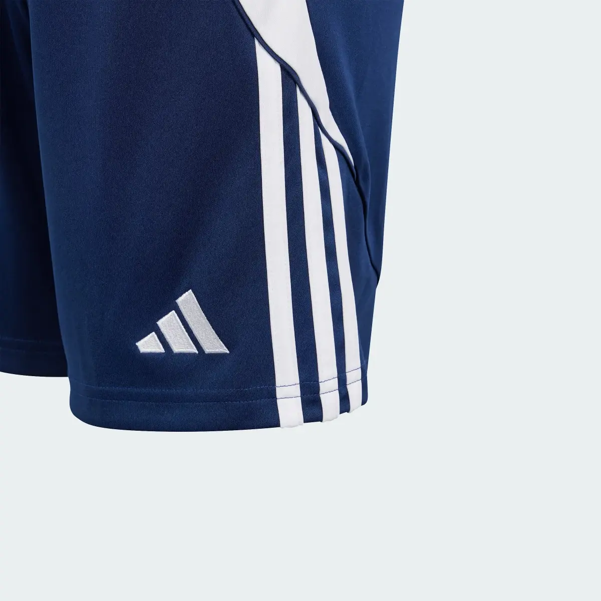 Adidas Shorts de Entrenamiento Tiro 24 Kids. 3