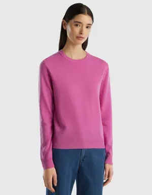 dark pink crew neck sweater in merino wool