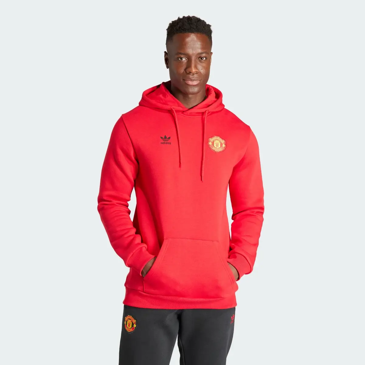 Adidas Sudadera con capucha Essentials Trefoil Manchester United. 2
