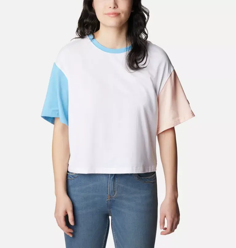 Columbia Women's Deschutes Valley™ Cropped T-Shirt. 1