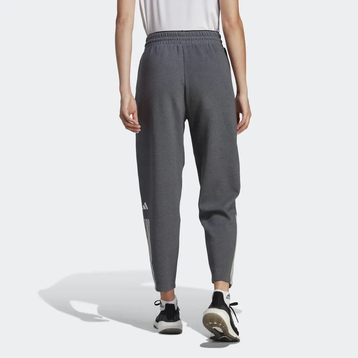 Adidas Pantalon d'entraînement en coton coupe standard Train Essentials. 2