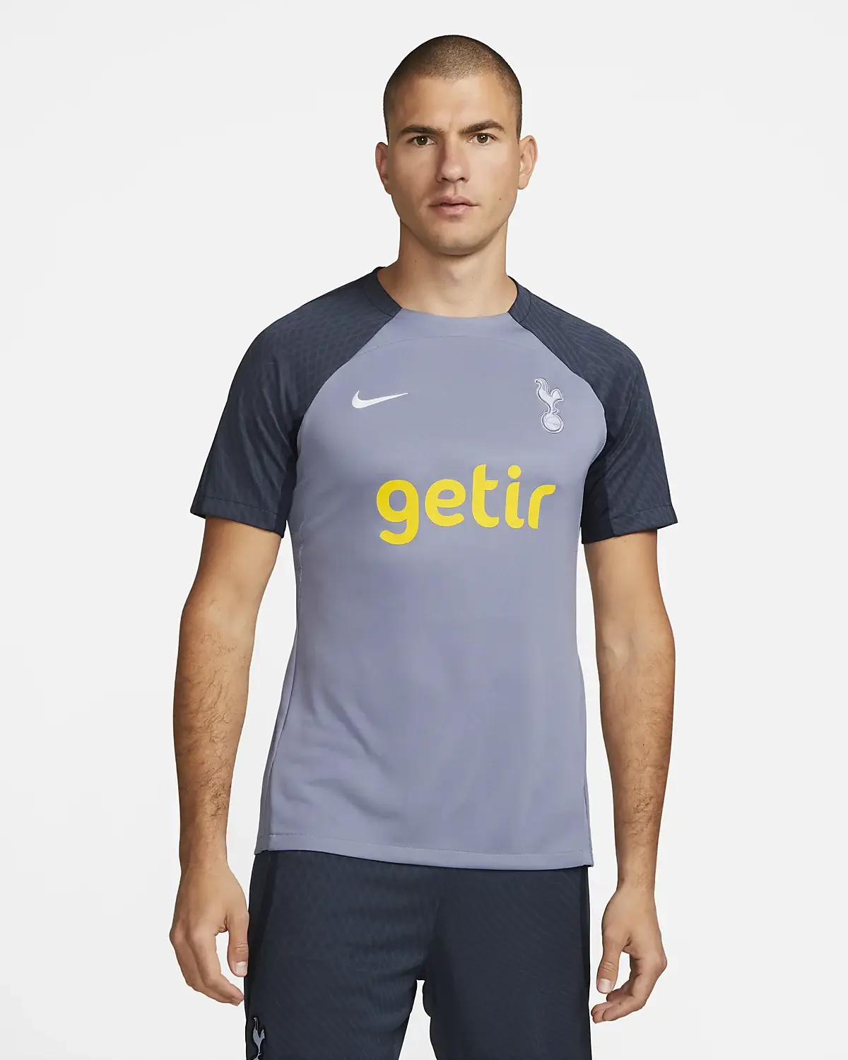 Nike Strike Tottenham Hotspur. 1