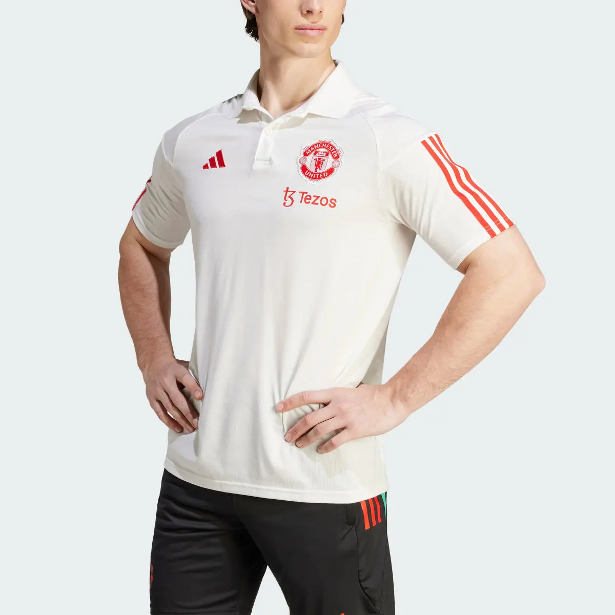 Adidas Polo Tiro 23 do Manchester United. 1