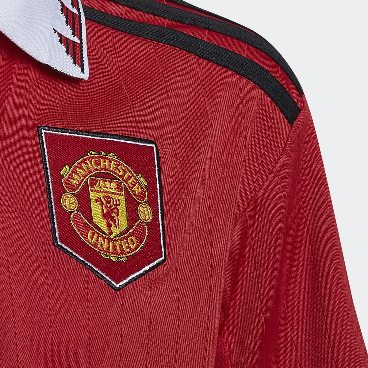 Adidas Jersey de Local Manchester United 22/23. 3