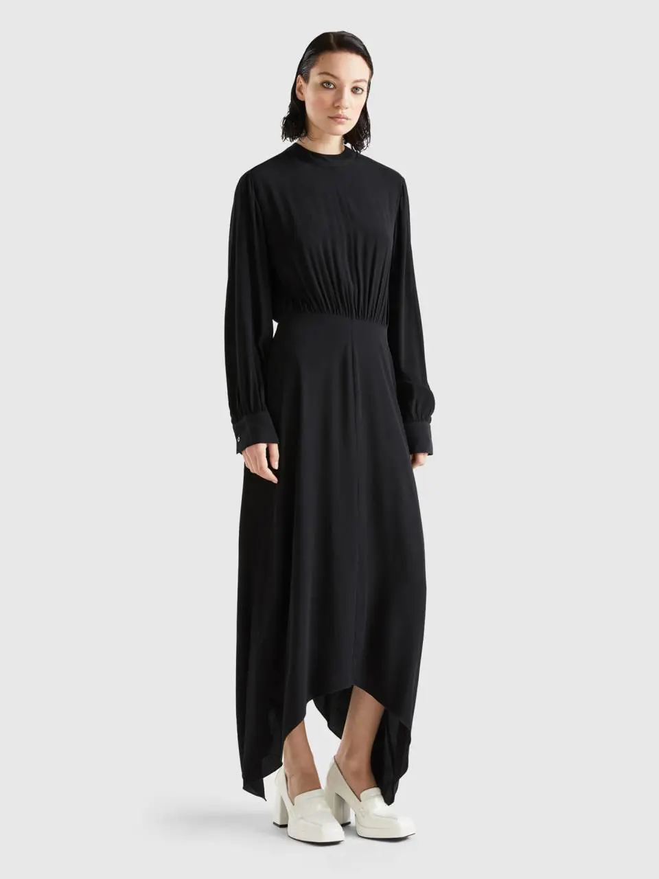 Benetton long dress in flowy viscose. 1