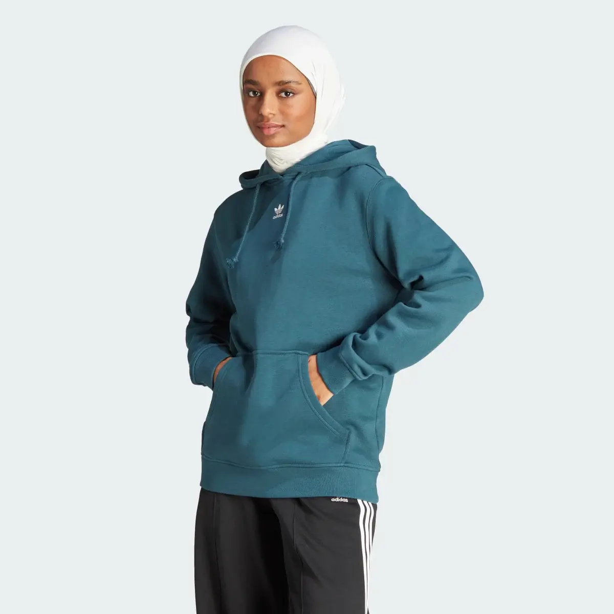 Adidas Adicolor Essentials Fleece Hoodie. 2