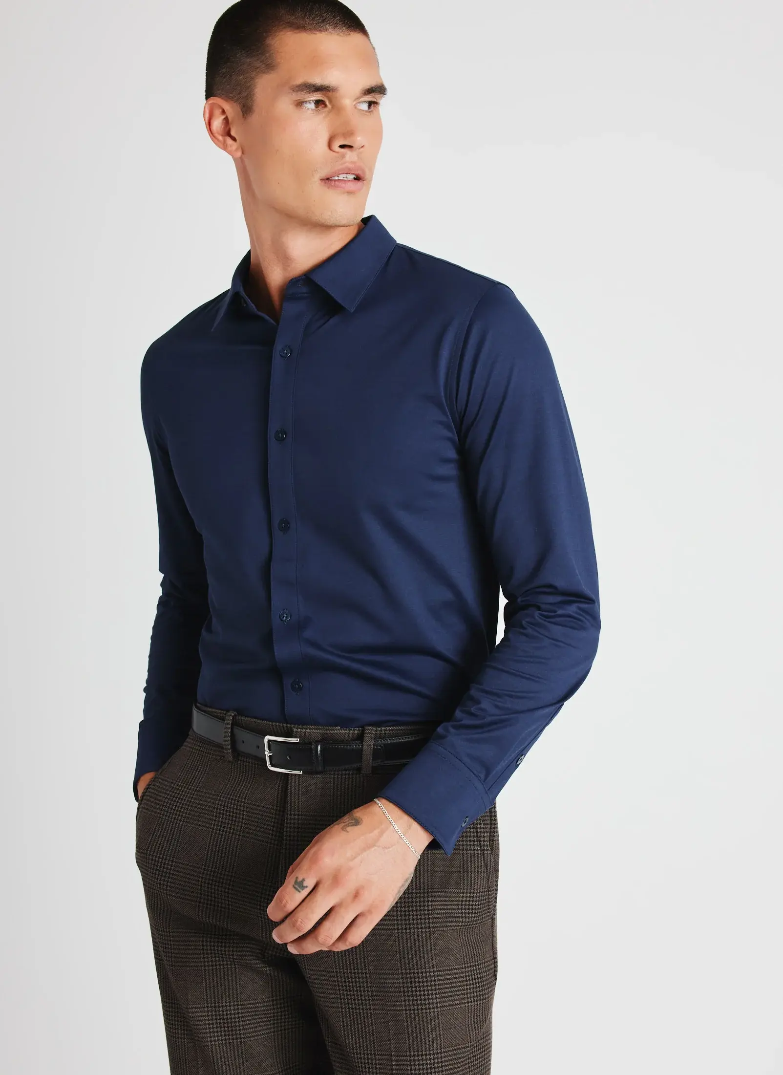 Kit And Ace City Tech Shirt Slim Fit. 1