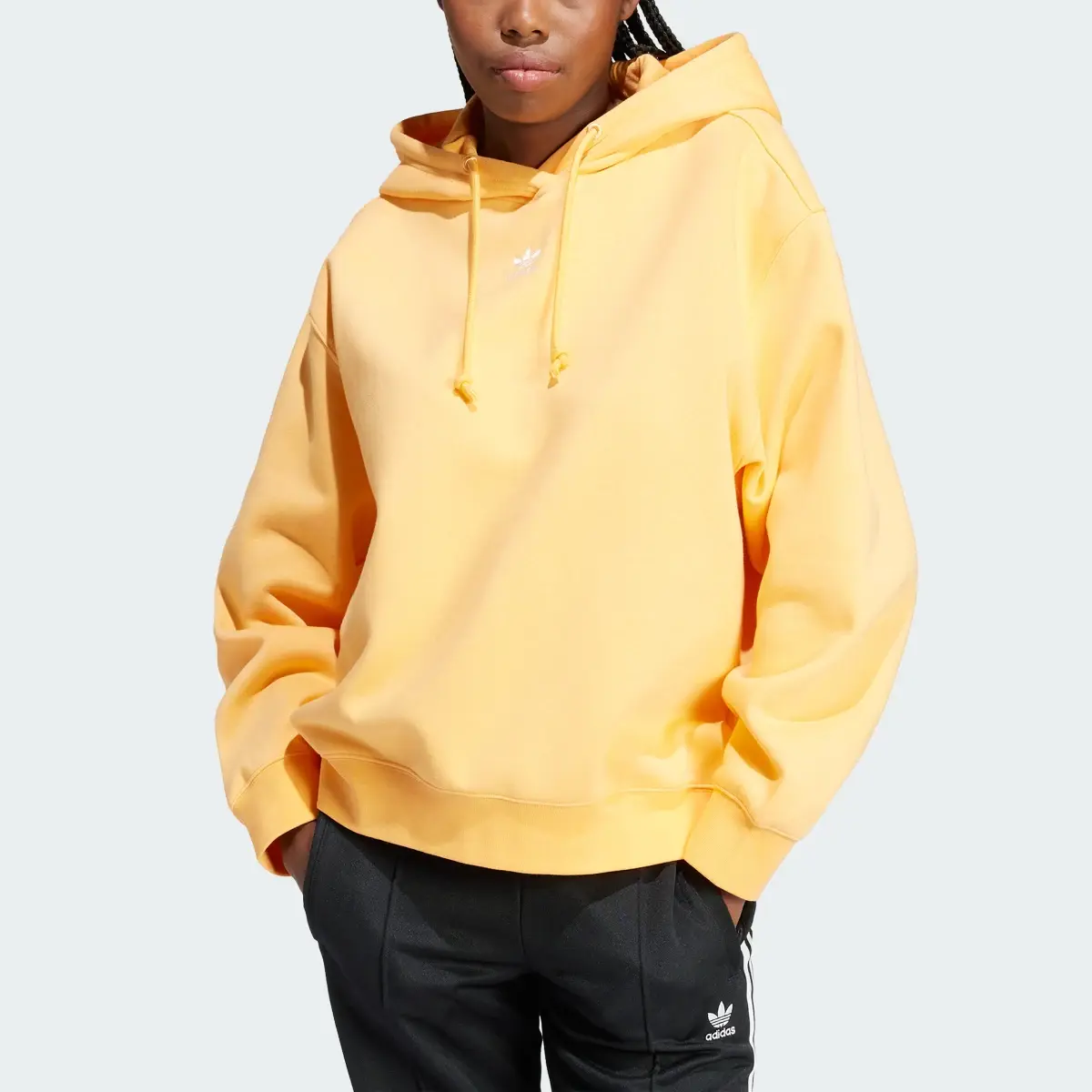 Adidas Adicolor Essentials Boyfriend Hoodie. 1