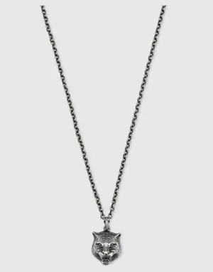 Necklace in silver with feline head