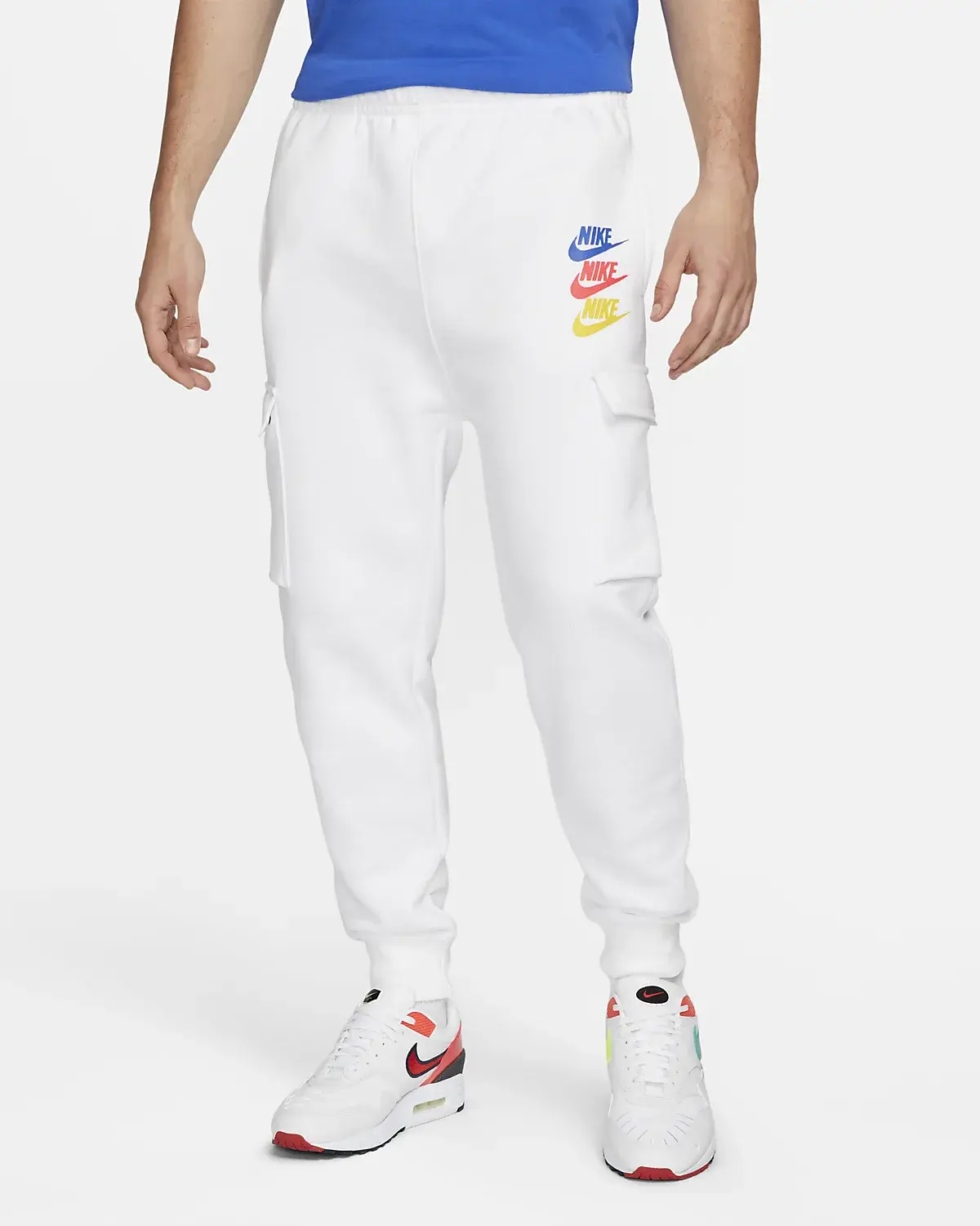 Nike Sportswear Standard Issue. 1 Nike Sportswear Standard Issue. 1