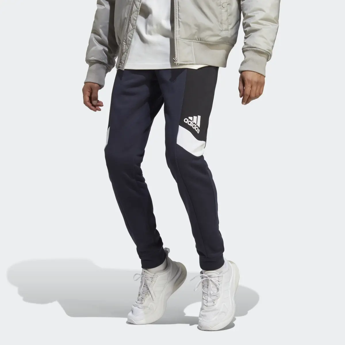 Adidas Pants Essentials Colorblock. 1