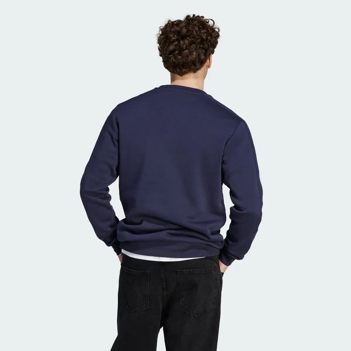 Adidas Essentials Fleece 3-Stripes Sweatshirt. 3