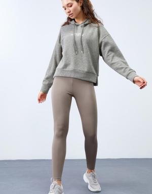 Tommy Life Çağla Kapüşonlu Yazı Nakışlı Selanik Kadın Oversize Sweatshirt - 97192. 3 Tommy Life Çağla Kapüşonlu Yazı Nakışlı Selanik Kadın Oversize Sweatshirt - 97192. 3