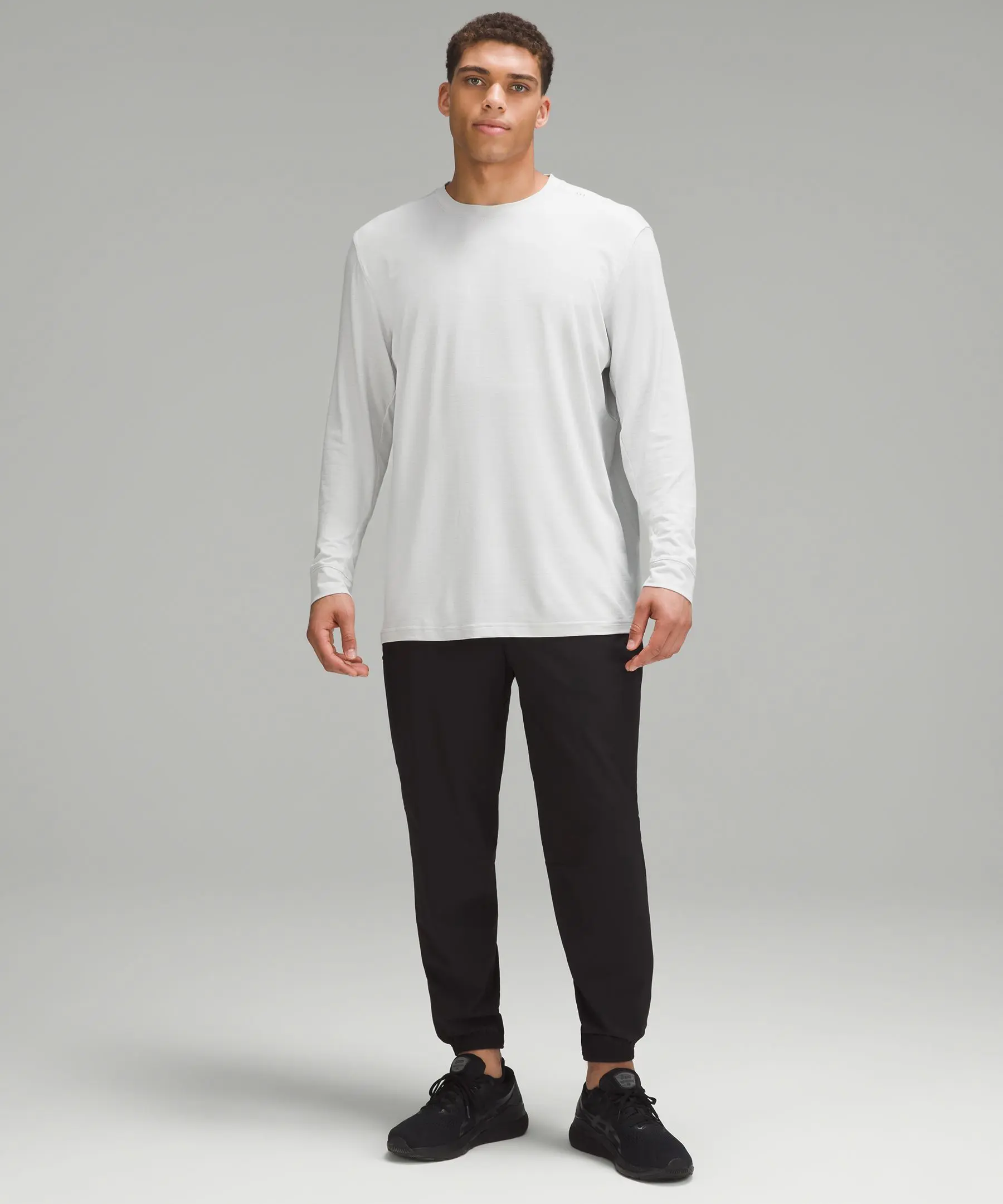 Lululemon License to Train Relaxed-Fit Long-Sleeve Shirt. 2