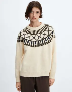 Sweter z okrągłym dekoltem i wzorami