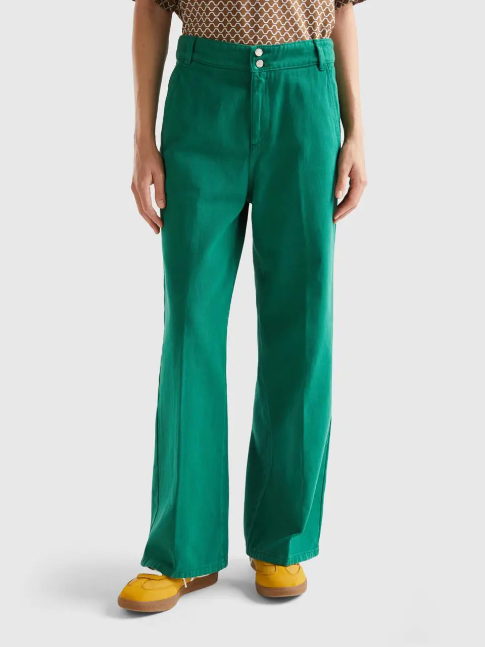 Benetton high-waisted trousers with wide leg. 1