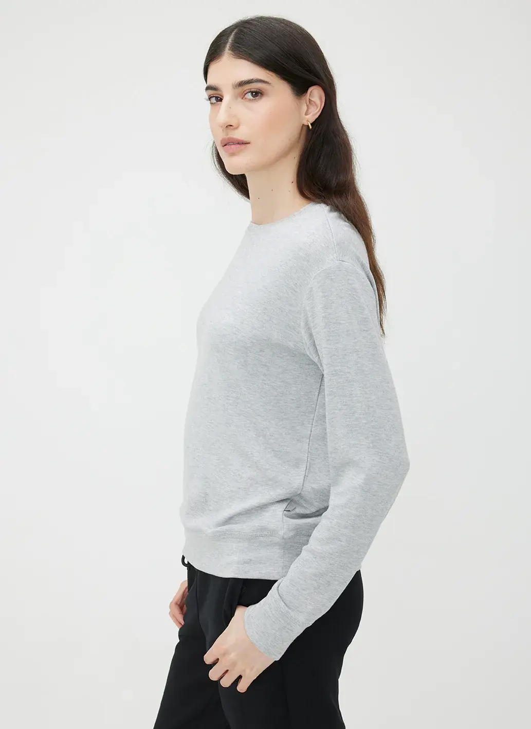Kit And Ace Devon Long Sleeve Pullover. 1