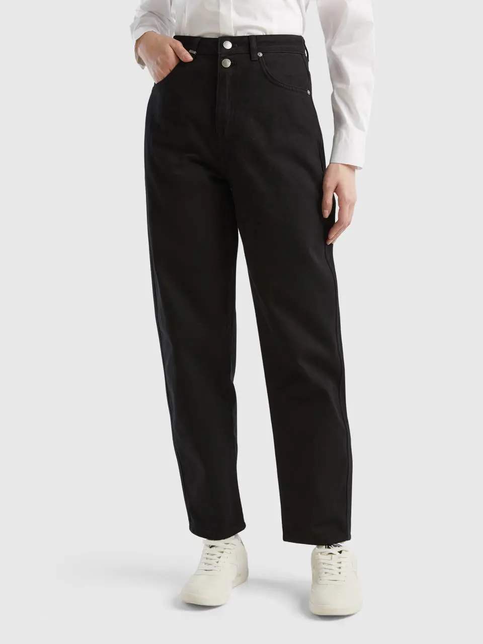 Benetton mom fit trousers. 1