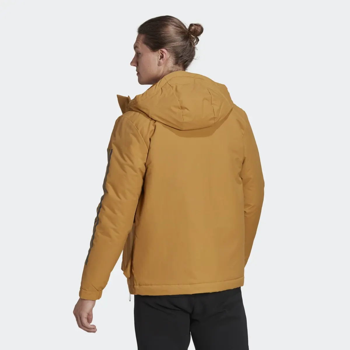 Adidas Chaqueta con capucha Utilitas 3 bandas (Género neutro). 3