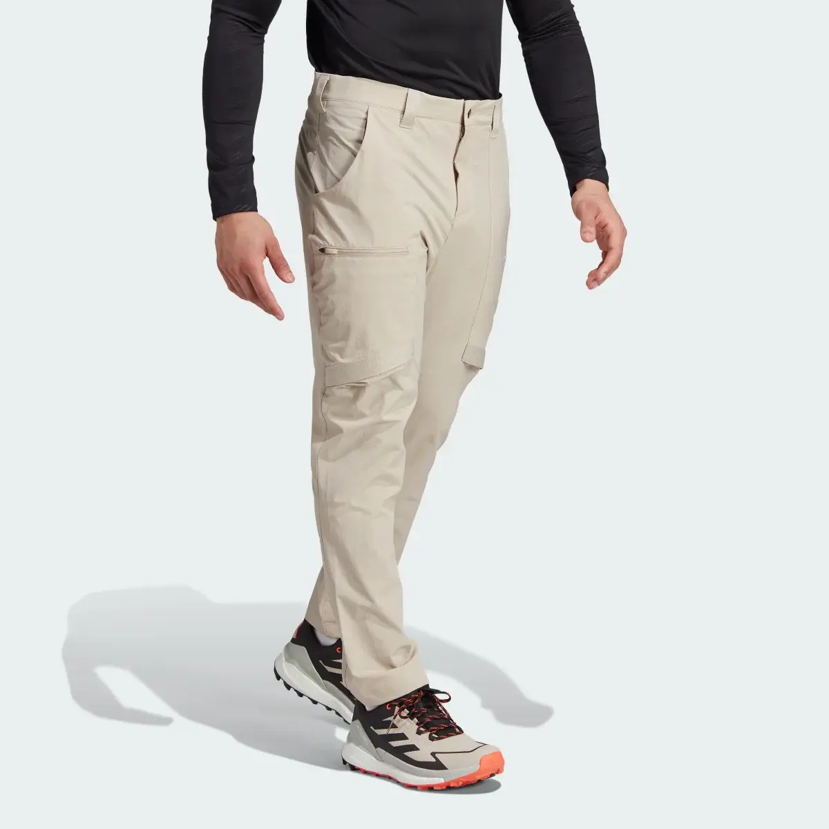 Adidas Terrex Xperior Pants. 3